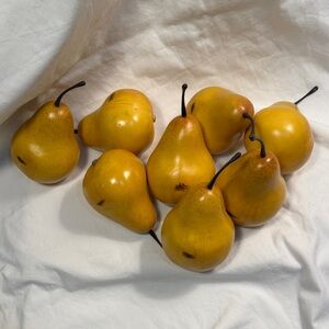 Decorative Yellow Pear Accents